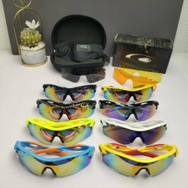 Picture of Oakley Sunglasses _SKUfw56864452fw